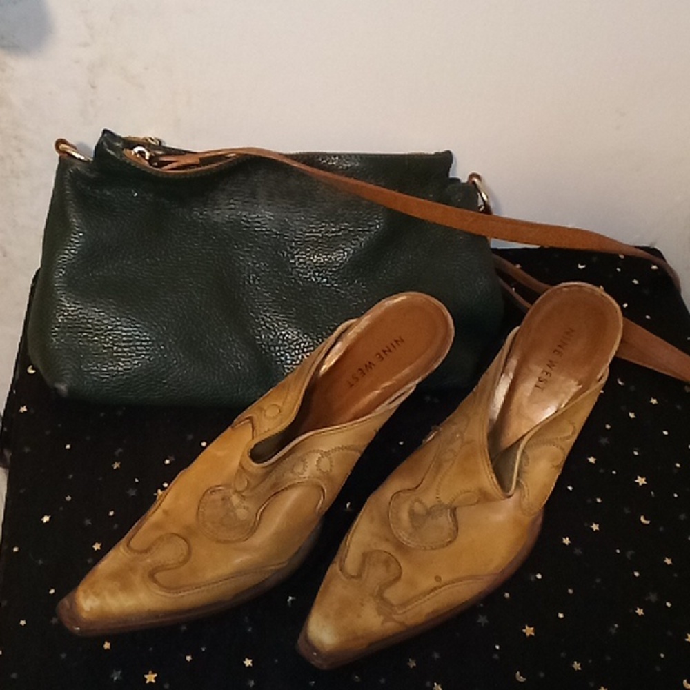 Shoes - Picture 4 of 4